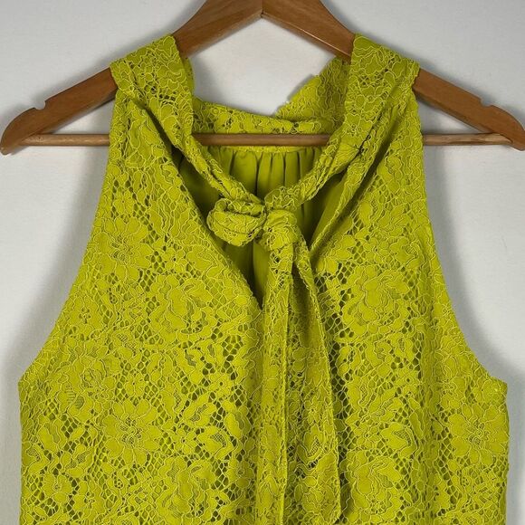 J Crew Tie Neck Sleeveless Lace Top‎ Chartreuse Scalloped Eyelash Hem Size M NEW - Picture 7 of 9